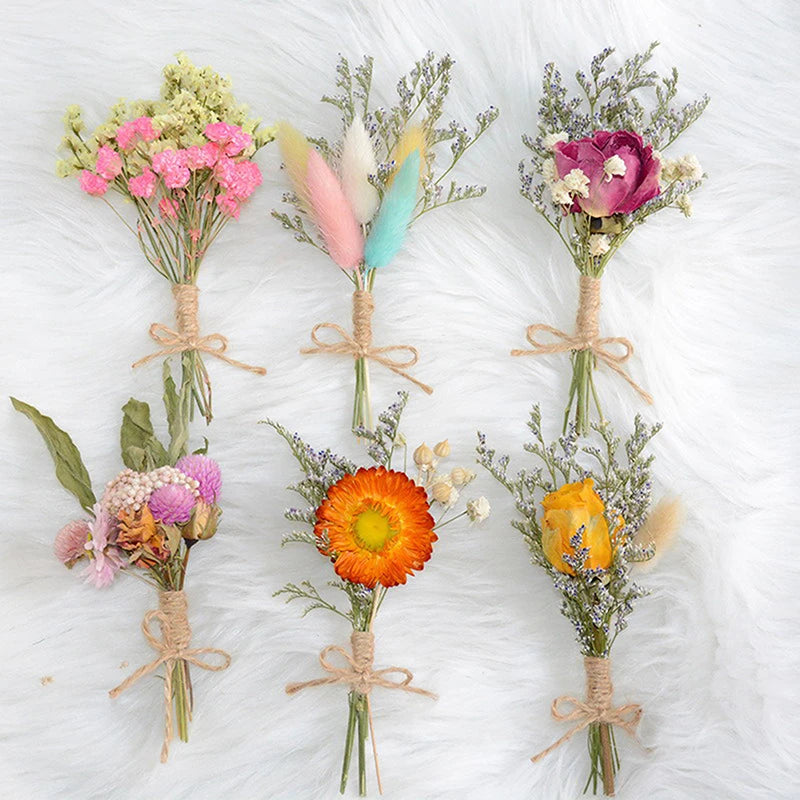 1pc Mini Natural Dry Flowers Bouquet Boutonnieres Groomsmen Buttonholes Bridesmaid Flower Corsage Brooch Christmas Wedding Decor