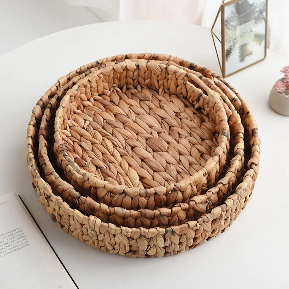 28/33/37cm Round Basket Tray with Handle Natural Woven Fruit Vegetable Storage Tray Grass Weaving Storage Baskets Serving Trays