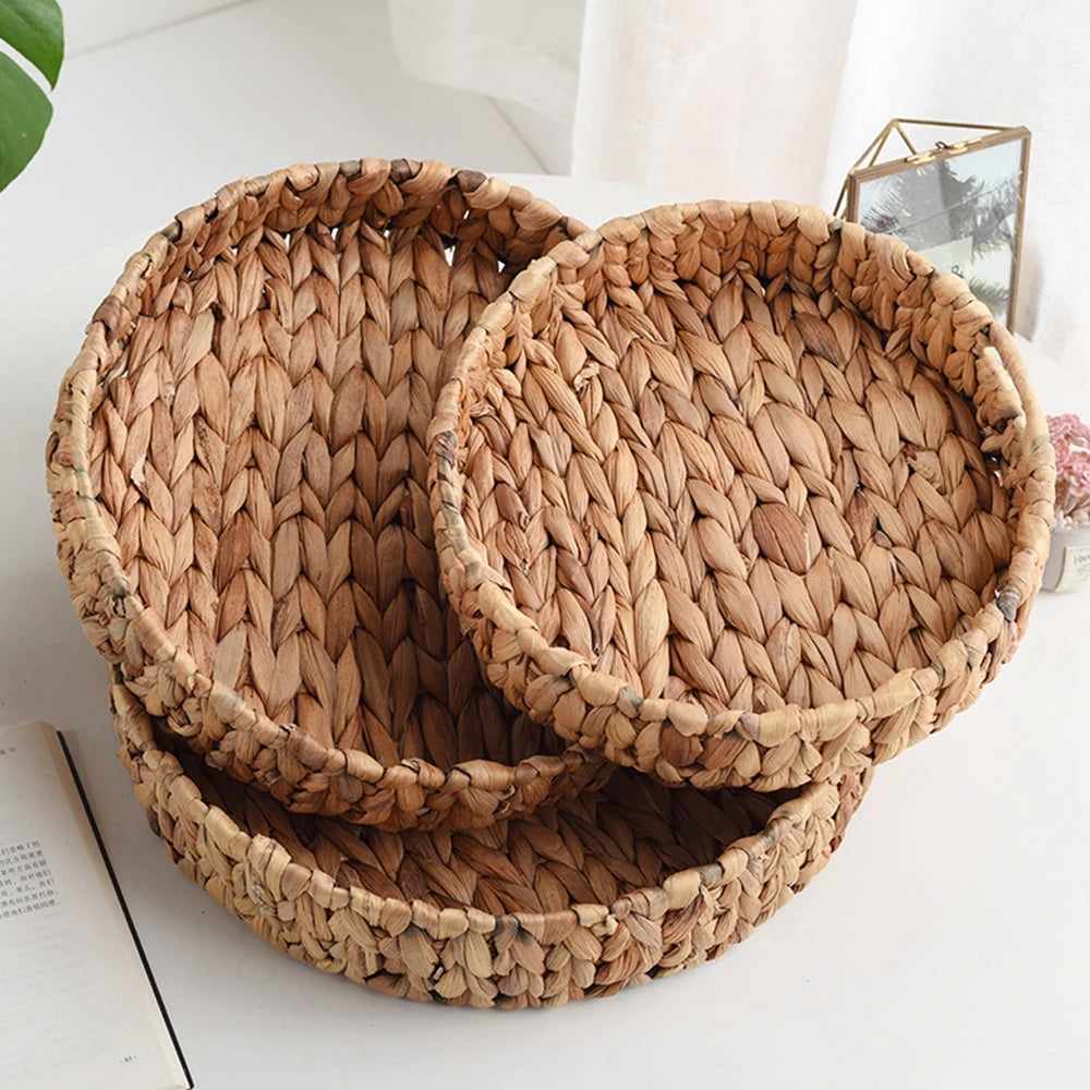 28/33/37cm Round Basket Tray with Handle Natural Woven Fruit Vegetable Storage Tray Grass Weaving Storage Baskets Serving Trays